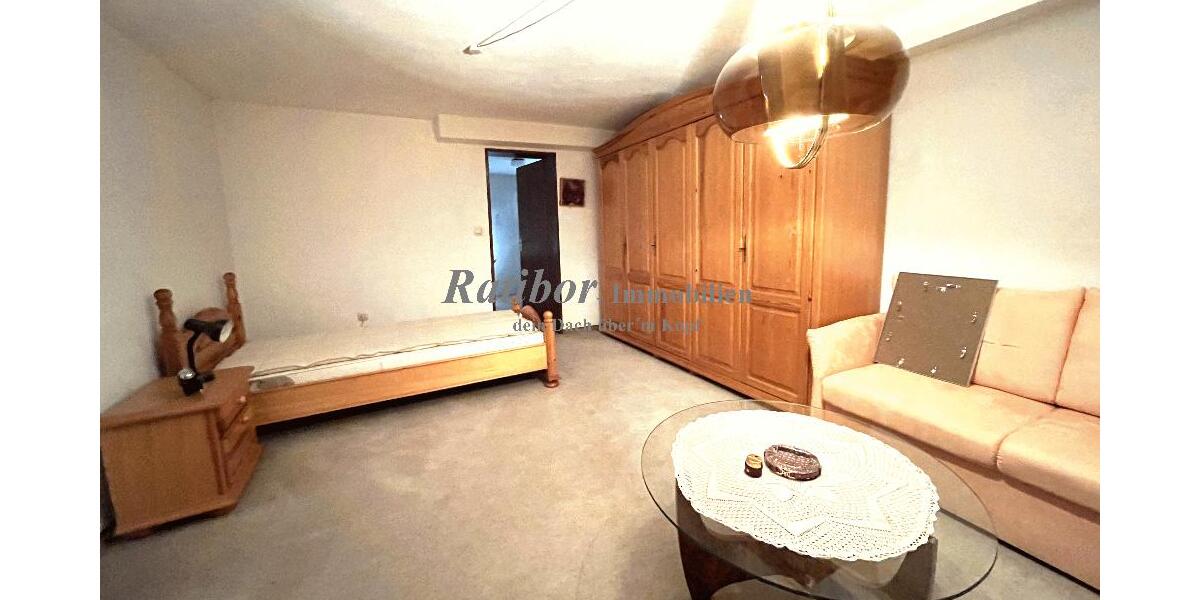 Sehr großzügiges und gepflegtes Einfamilienhaus mit Einliegerwohnung und Doppelgarage in Roth OT - Bungalow Roth Pfaffenhofen | Angebot:25634482