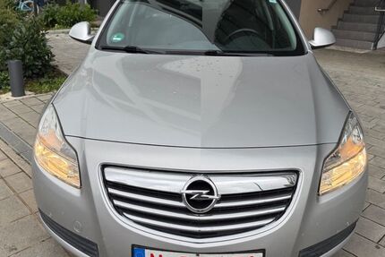 Opel Insignia 147.000 km 3.900 € Nürnberg 90439