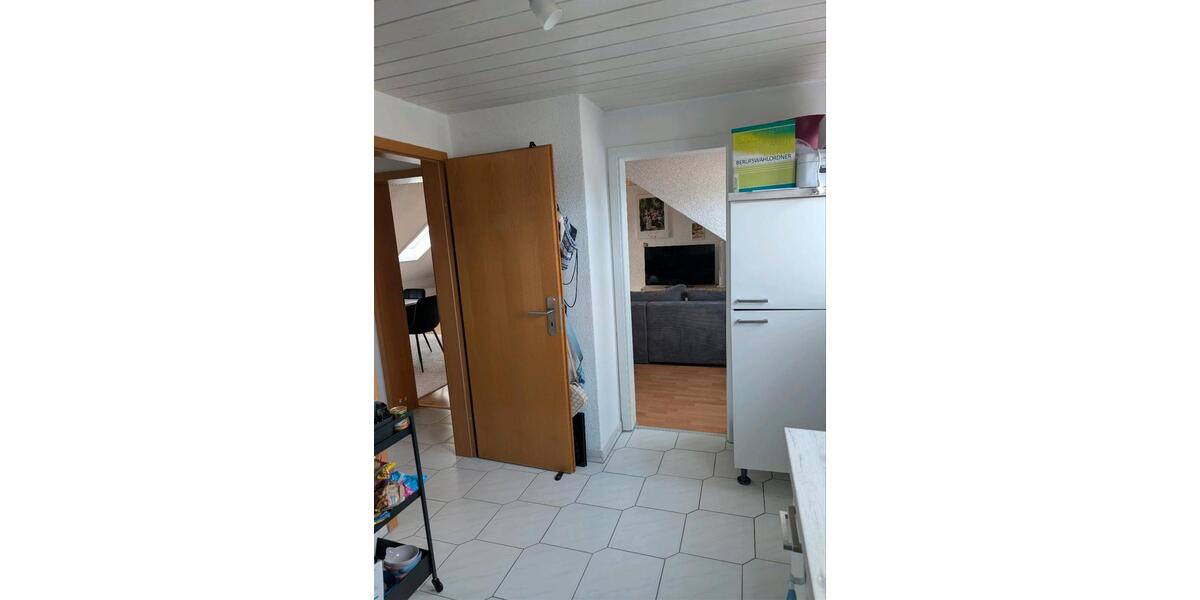 Dachgeschoßwohnung Forchheim - 2.5 Zimmer, 85 m&sup2;, 980&euro; | Angebot:27607668