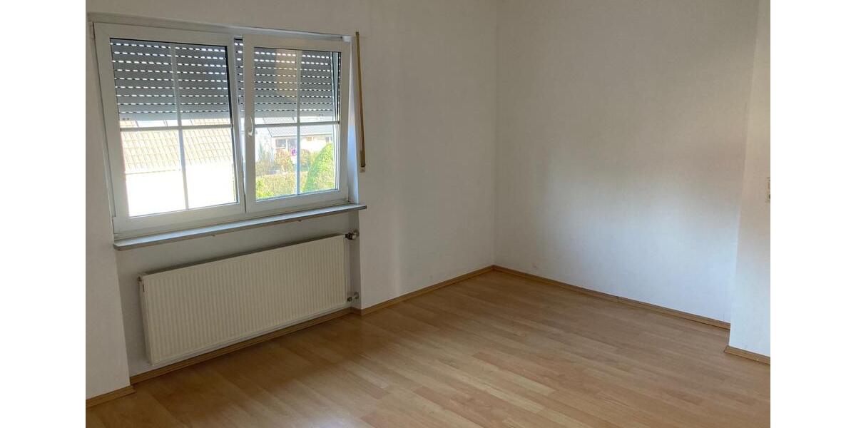 Etagenwohnung Nürnberg Almoshof - 2 Zimmer, 75 m&sup2;, 850&euro; | Angebot:27605096