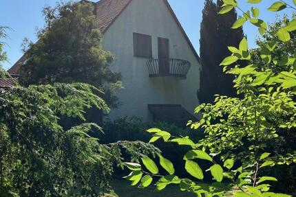 Exkl. Haus mit EinliegerWohnung, viel Grün uvm. für Gartenliebhaber !