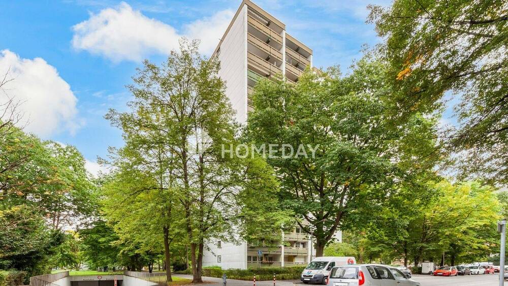 Renovierungsbedürftige 3-Zimmer-Wohnung mit zwei Loggien und optionalem Tiefgaragenstellplatz 3 zimmer