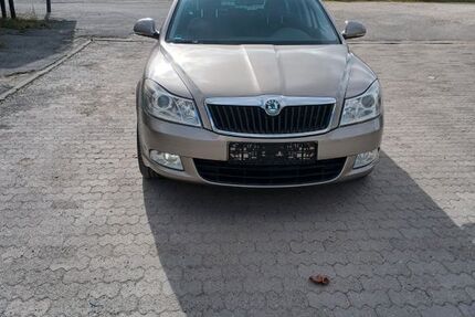 Skoda Octavia 179.600 km 8.600 &euro; Erlangen 91058