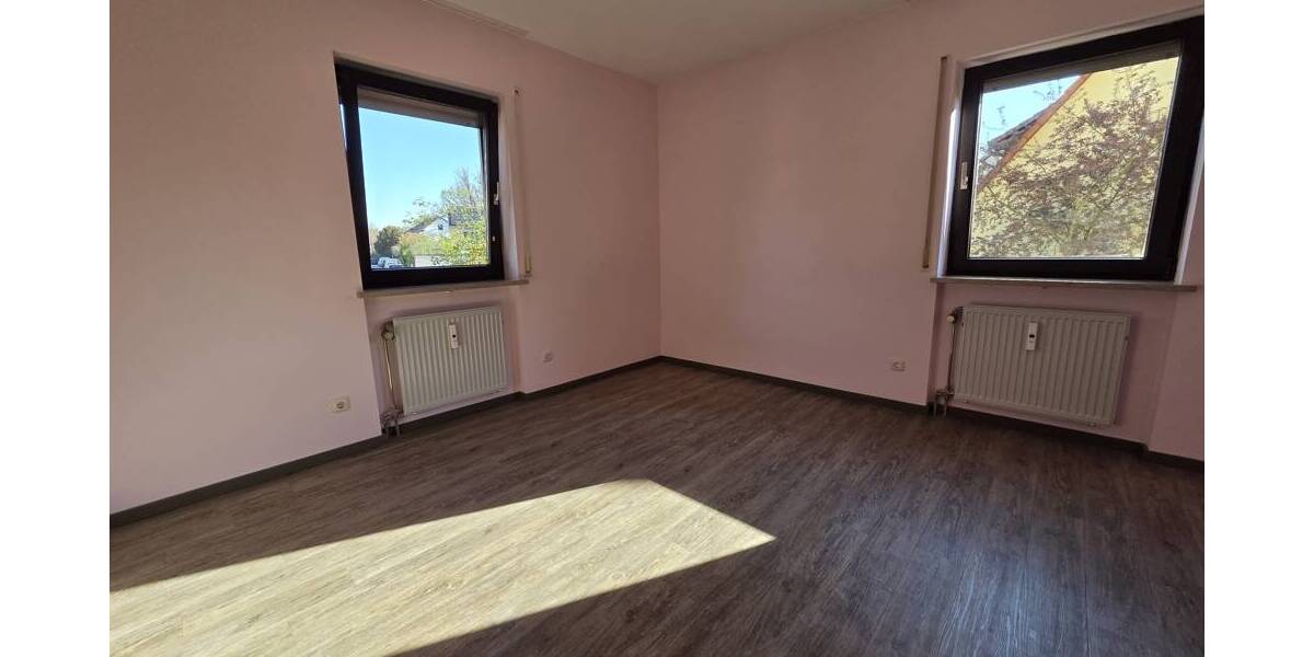 Etagenwohnung Nürnberg Katzwang - 4 Zimmer, 98 m&sup2;, 315.000&euro; | Angebot:26392047