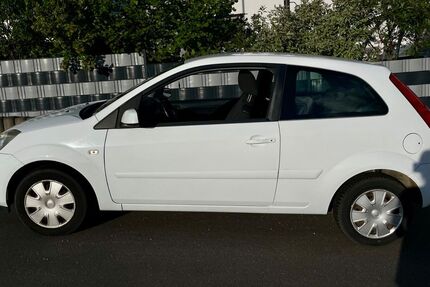 Ford Fiesta 158.300 km 2.499 &euro; Leinburg 91227