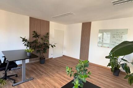 Zentrale Einzelbüros in Fürth – möbliert, all-inclusive, ab 400 €