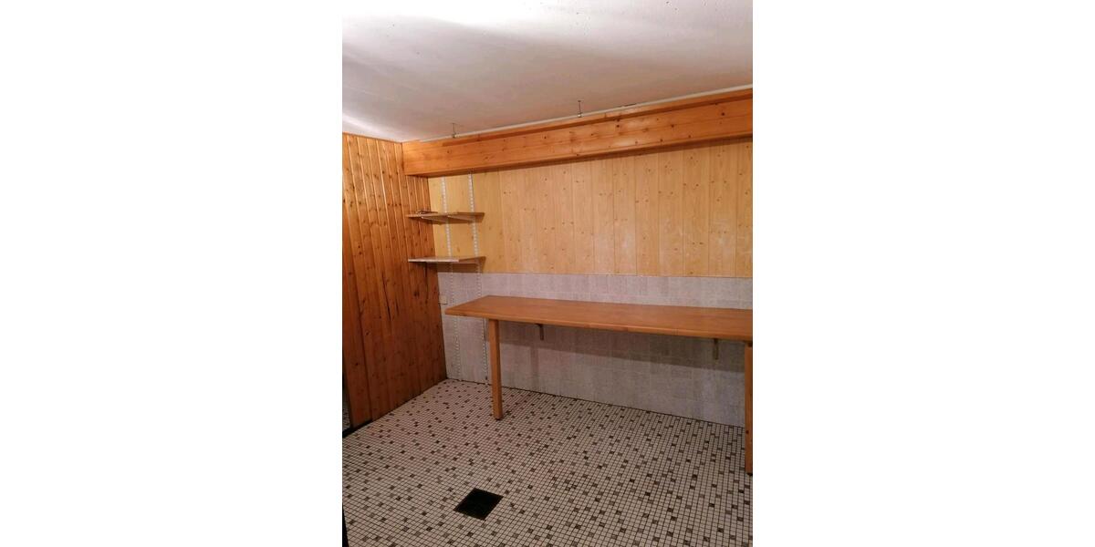 Einfamilienhaus Neuendettelsau - 5 Zimmer, 121 m&sup2;, 1.200&euro; | Angebot:24849175