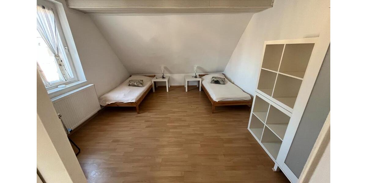 Etagenwohnung Fürth Altstadt - 5 Zimmer, 125 m&sup2;, 1.350&euro; | Angebot:26281604