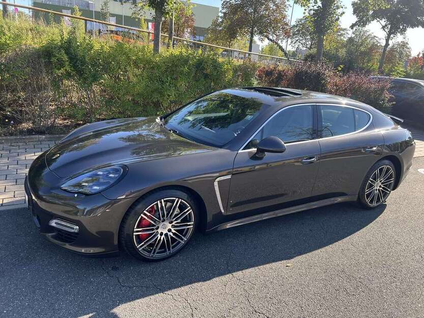 Porsche Panamera 241.000 km 29.600 € Nürnberg 90439