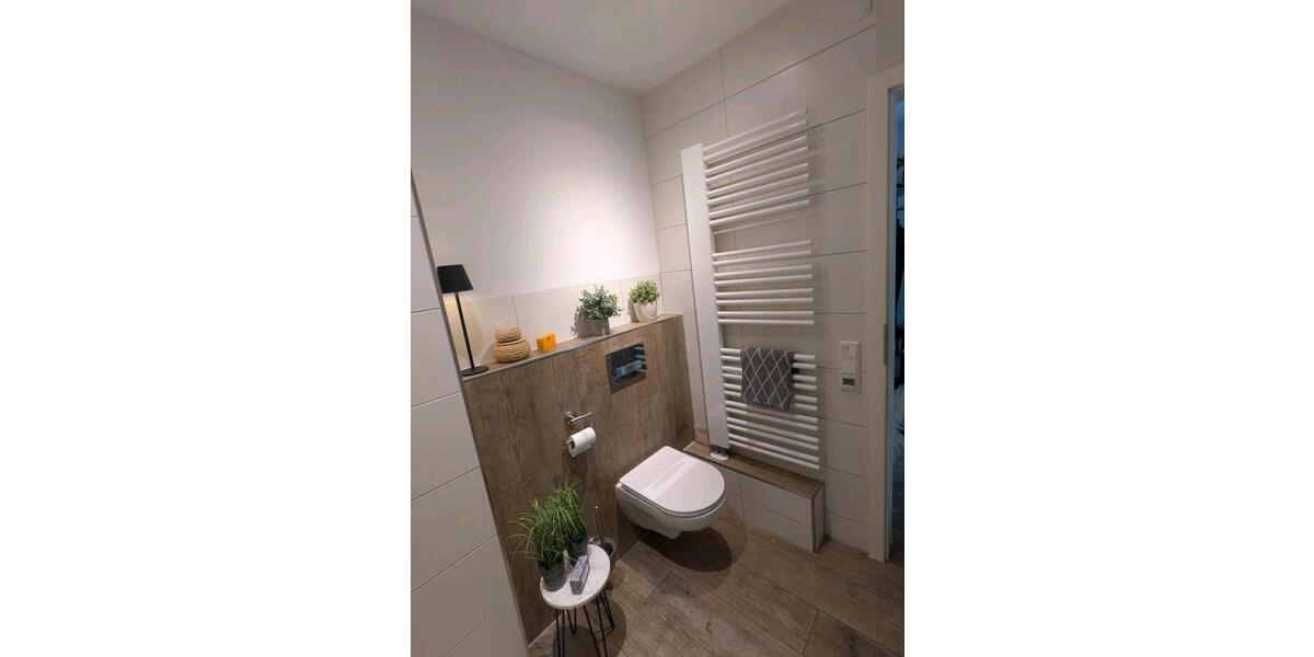 Dachgeschoßwohnung Fürth Südstadt - 2 Zimmer, 64 m&sup2;, 249.000&euro; | Angebot:24830429