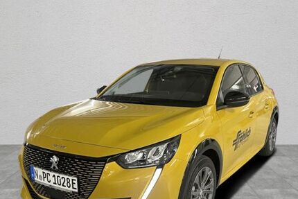 Peugeot 208 13.500 km 21.490 &euro; Nürnberg OT Schweinau 90439