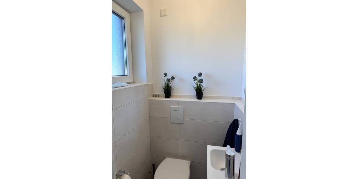Mehrfamilienhaus, Wohnhaus Erlangen In der Reuth - 5 Zimmer, 153 m&sup2;, 1.950&euro; | Angebot:26512878