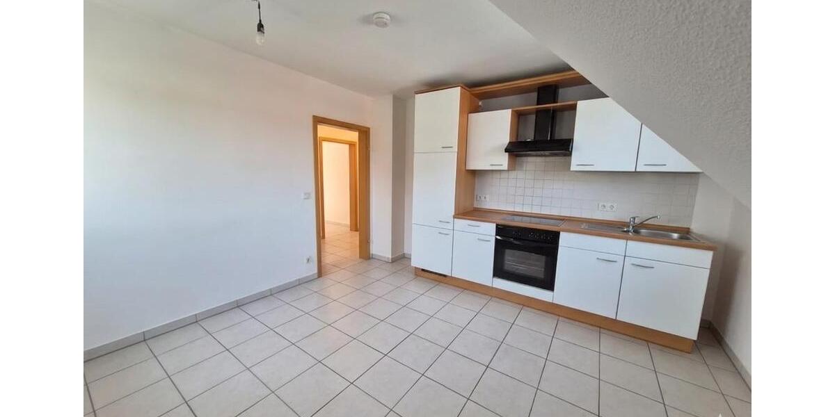 Dachgeschoßwohnung Fürth Atzenhof - 2.5 Zimmer, 69 m&sup2;, 890&euro; | Angebot:25944302