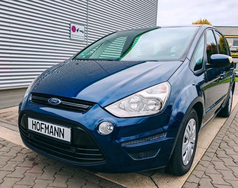 Ford S-Max 180.000 km 6.590 € Nürnberg 90427
