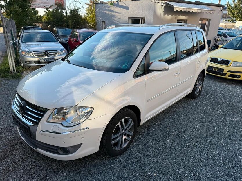VW Touran 260.000 km 2.990 € Fürth 90763