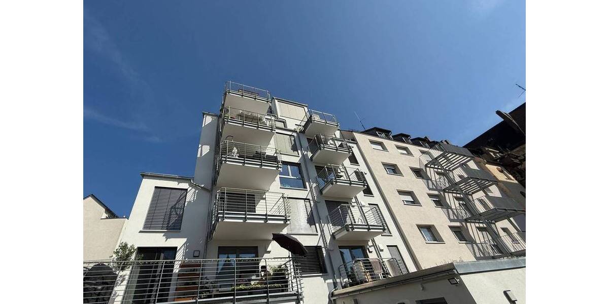 Luxuriöse 3-Zimmer-Wohnung mit zwei Balkonen in Nürnberg 3 zimmer