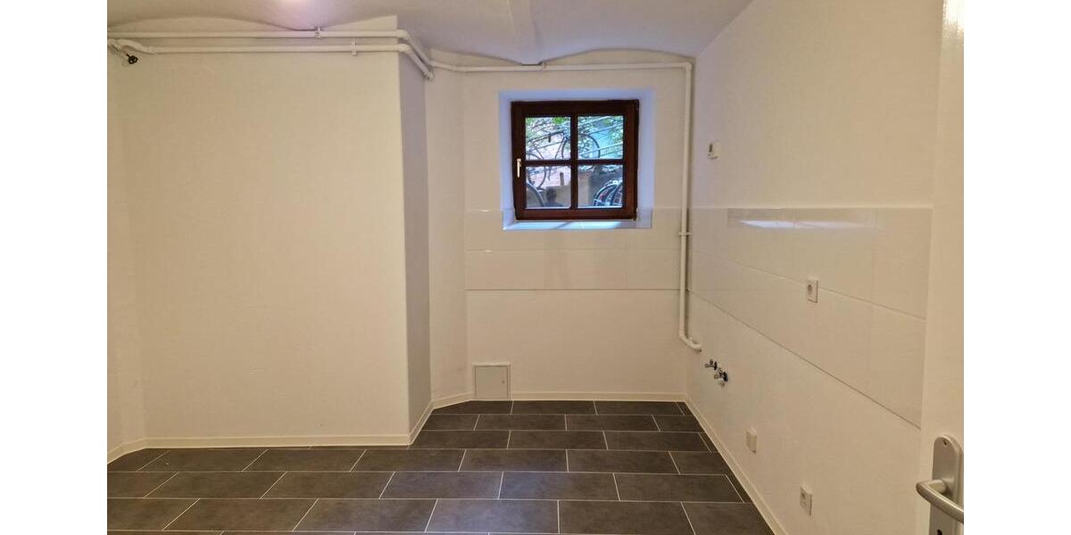 Erdgeschoßwohnung Nürnberg Gibitzenhof - 4 Zimmer, 160 m&sup2;, 1.520&euro; | Angebot:26481345