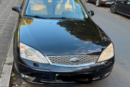 Ford Mondeo 207.000 km 2.200 € Nürnberg 90439