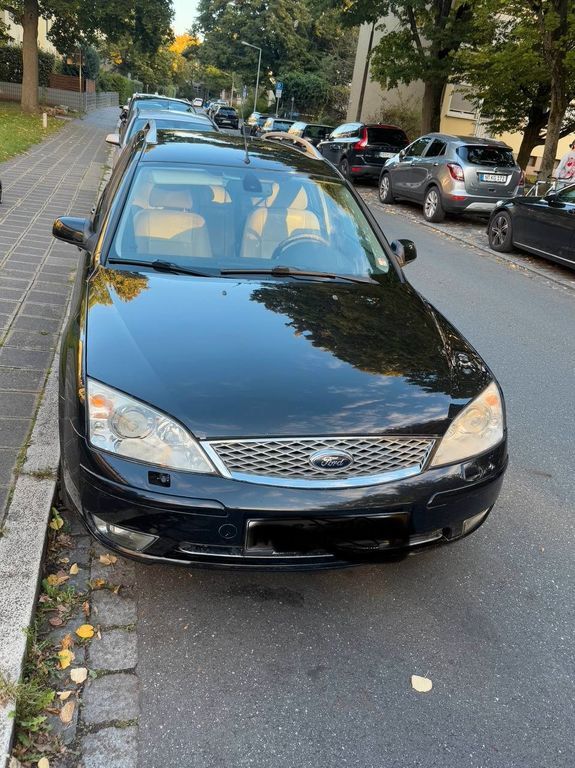 Ford Mondeo 207.000 km 2.200 € Nürnberg 90439