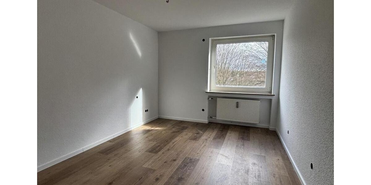 Etagenwohnung Nürnberg Altenfurt - 4 Zimmer, 101 m&sup2;, 1.200&euro; | Angebot:25231175
