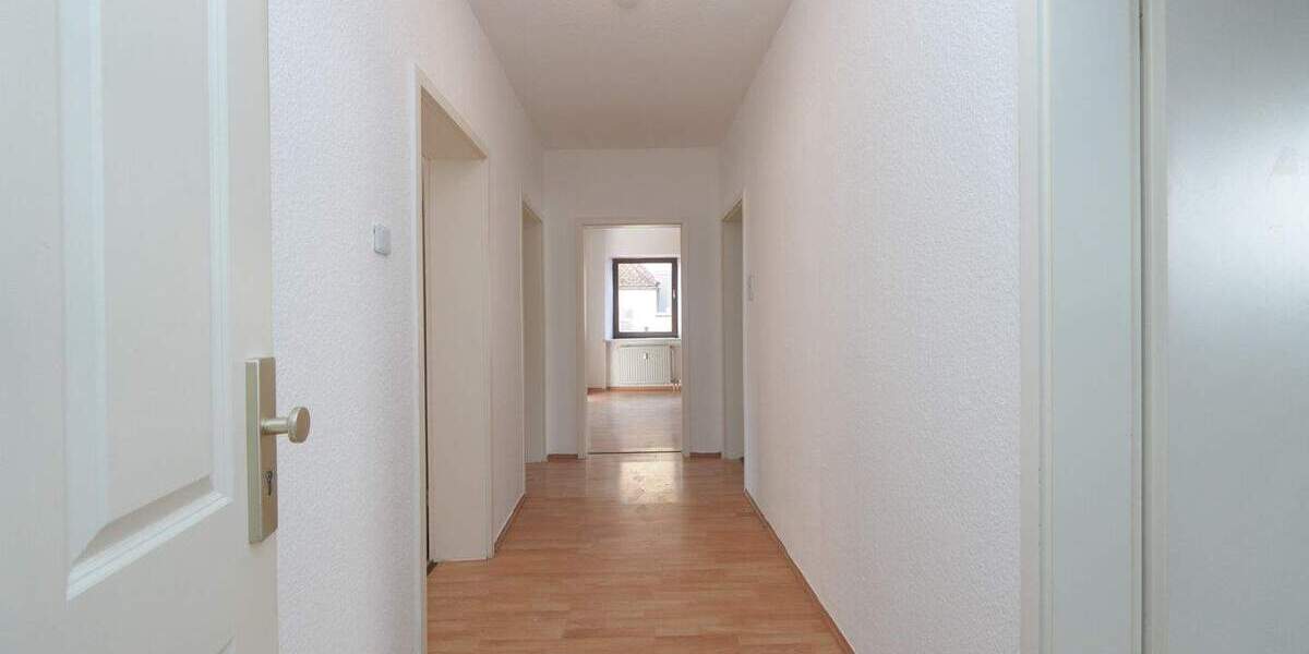 Etagenwohnung Schwabach - 4 Zimmer, 80 m&sup2;, 169.000&euro; | Angebot:25779481