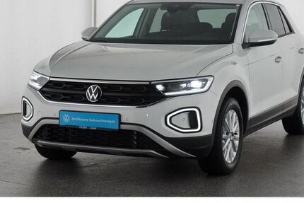 VW T-Roc 20.332 km 22.440 € Nürnberg 90441