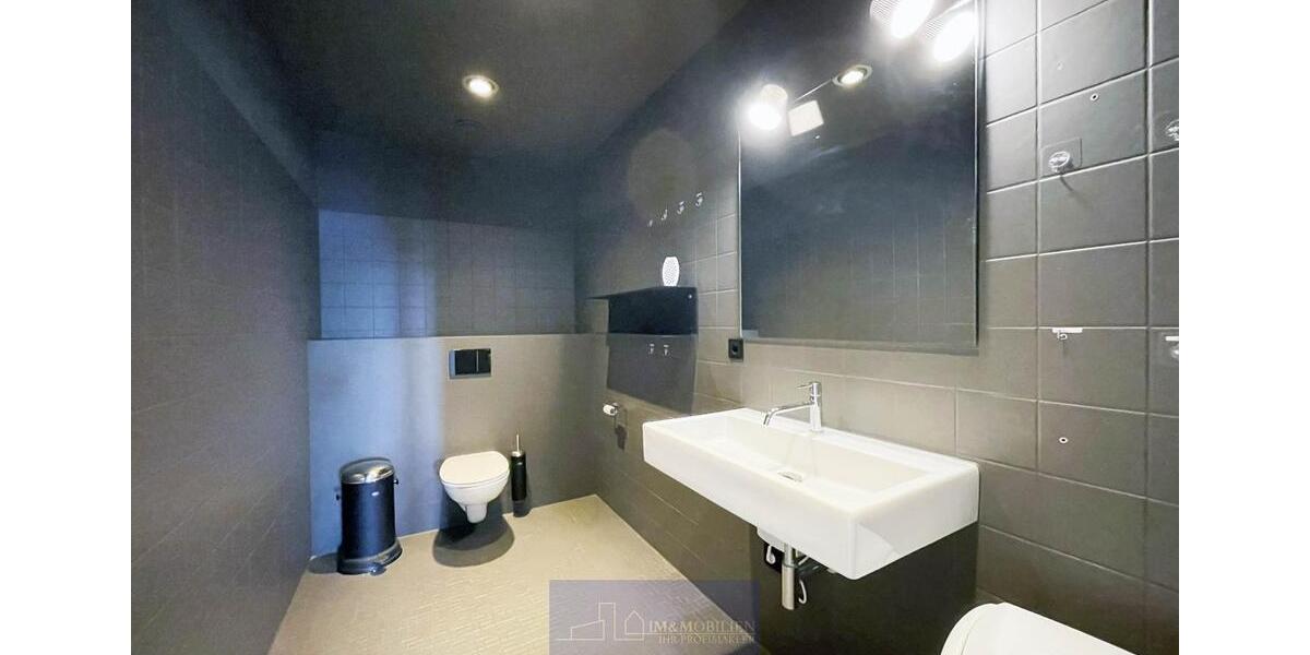 Gewerbeobjekt Erlangen Bruck - 8&euro; | Angebot:23217183