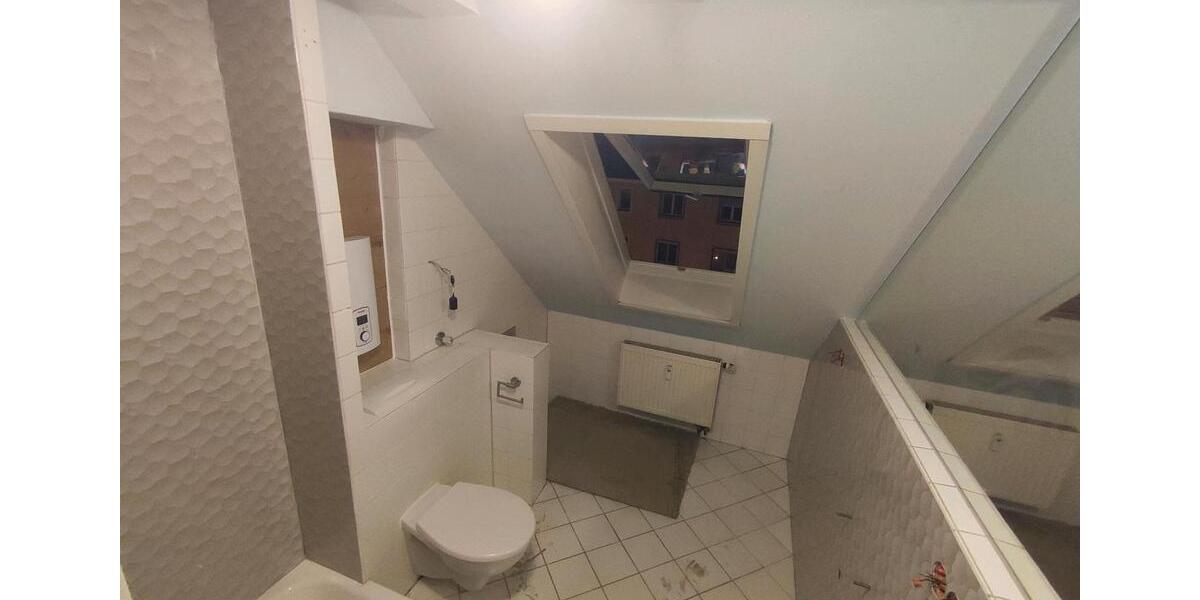 Dachgeschoßwohnung Nürnberg Gibitzenhof - 1 Zimmer, 34 m&sup2;, 540&euro; | Angebot:26704315
