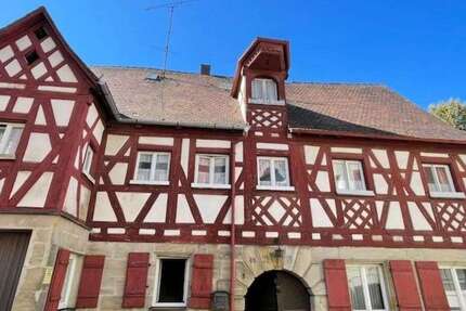 Haus zum Kaufen in Altdorf bei Nürnberg 249.000 € 150 m² 6 zimmer