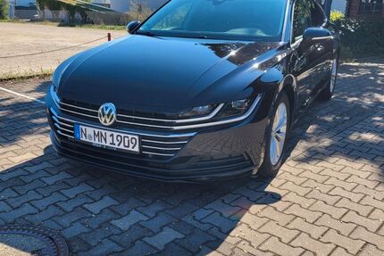 VW Arteon 121.000 km 21.300 € Nürnberg 90441