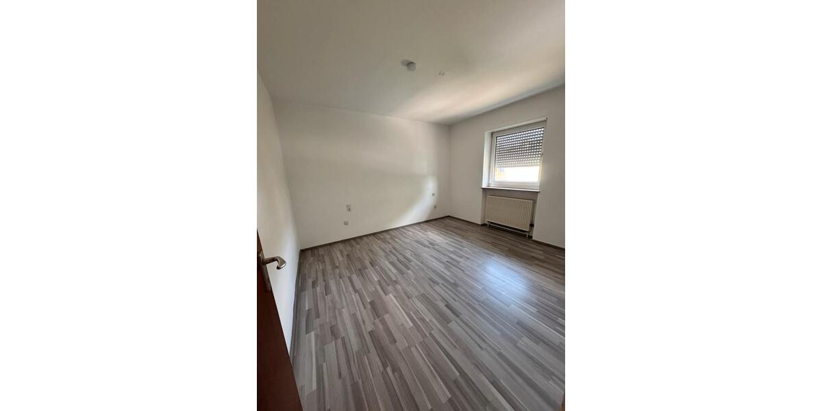 Reihenhaus Nürnberg Altenfurt - 4 Zimmer, 100 m&sup2;, 480.000&euro; | Angebot:27267926