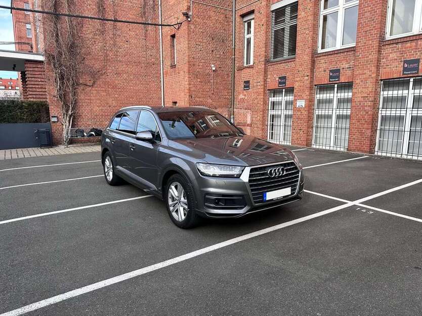 Audi Q7 178.000 km 32.000 € Nürnberg 90471