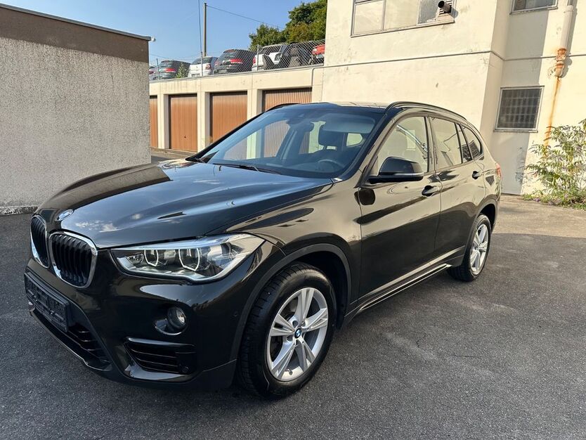 BMW X1 145.000 km 17.970 € Nürnberg 90449