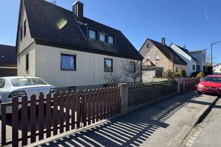 Haus zum Kaufen in Nürnberg 599.000 € 129.3 m² 5 zimmer