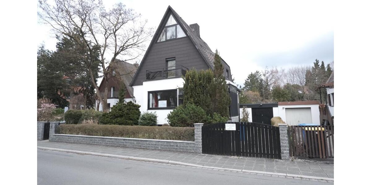 Einfamilienhaus Nürnberg Buchenbühl - 5.5 Zimmer, 100 m&sup2;, 765.000&euro; | Angebot:25638435