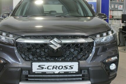 Suzuki SX4 S-Cross Comfort+ 4x4 7.500 km 28.990 &euro; Fürth 90763