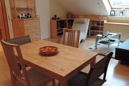 Großzügige, möblierte 2 Zi.-DG-Maisonette-Wohnung 2 zimmer