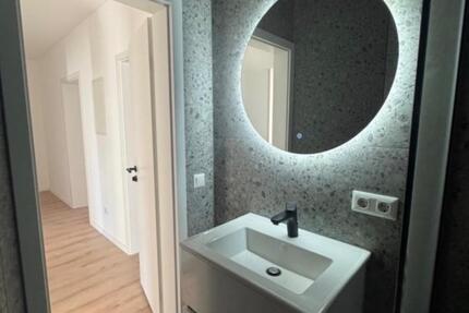 Mädels-WG in Nürnberg-Südstadt – 2 Zimmer frei (möbliert) 01.02 3 zimmer