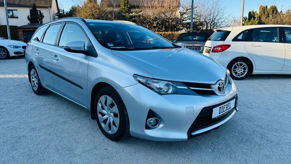 Auris