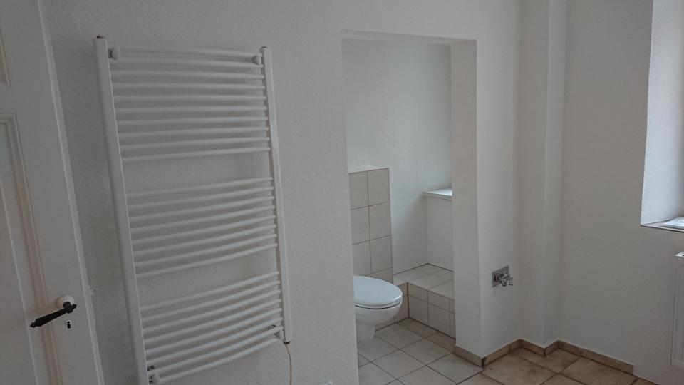 Erdgeschoßwohnung Nürnberg Gleißhammer - 2.5 Zimmer, 64 m&sup2;, 775&euro; | Angebot:26104136