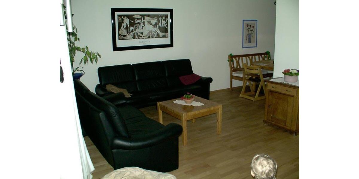 Reihenhaus Röthenbach an der Pegnitz - 6 Zimmer, 160 m&sup2;, 2.150&euro; | Angebot:27614250