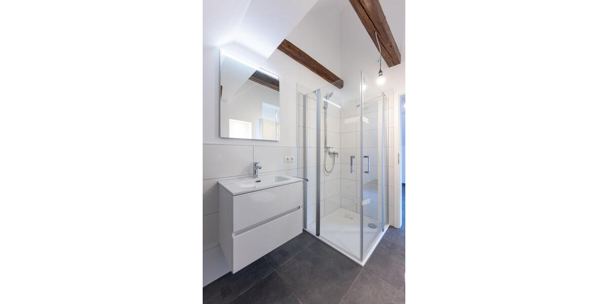 Dachgeschoßwohnung Nürnberg Almoshof - 2 Zimmer, 47 m&sup2;, 700&euro; | Angebot:25641043