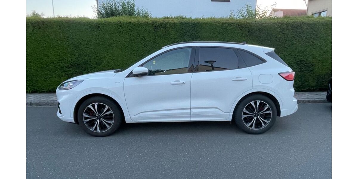 Ford Kuga 70.000 km 19.000 &euro; Obermichelbach 90587