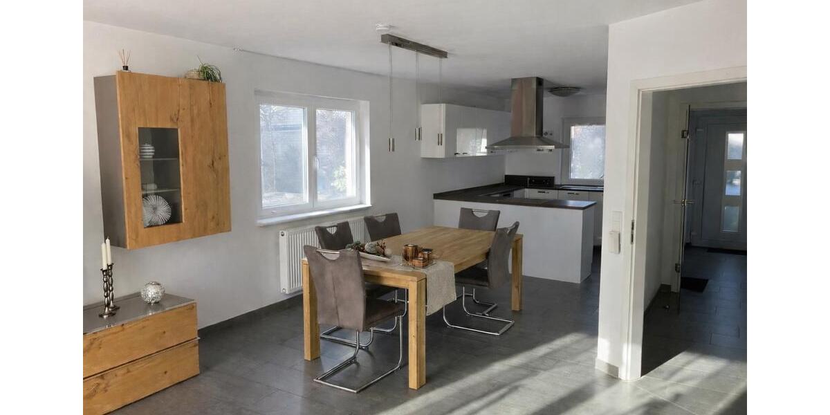 Doppelhaushälfte Herzogenaurach - 4 Zimmer, 100 m&sup2;, 1.799&euro; | Angebot:25467566