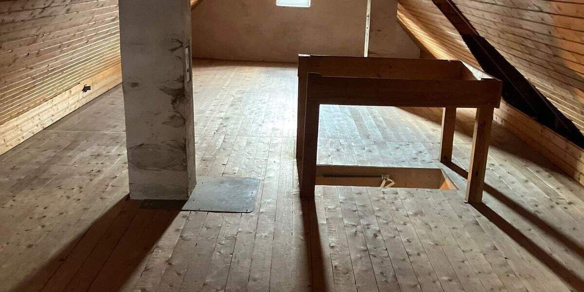 Renovierte 3-Zi.-DGW mit Gartenanteil - 91056 Erlangen-Hüttendorf 3 zimmer