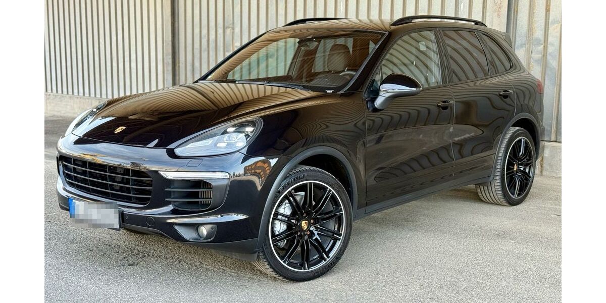 Porsche Cayenne 145.000 km 44.000 &euro; Nürnberg 90478
