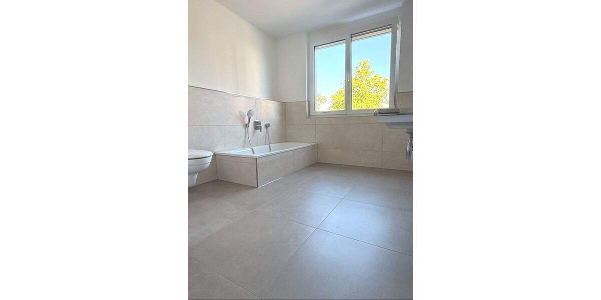 Etagenwohnung Roßtal - 3 Zimmer, 95 m&sup2;, 479.000&euro; | Angebot:25671519