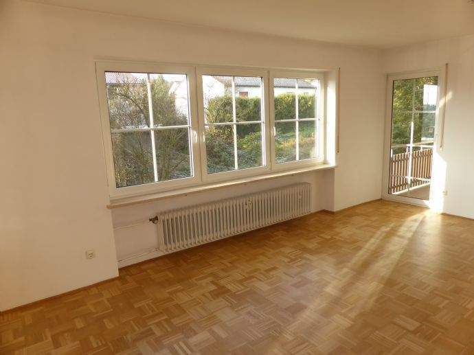 Etagenwohnung Heroldsberg - 4 Zimmer, 105 m&sup2;, 1.100&euro; | Angebot:25780664