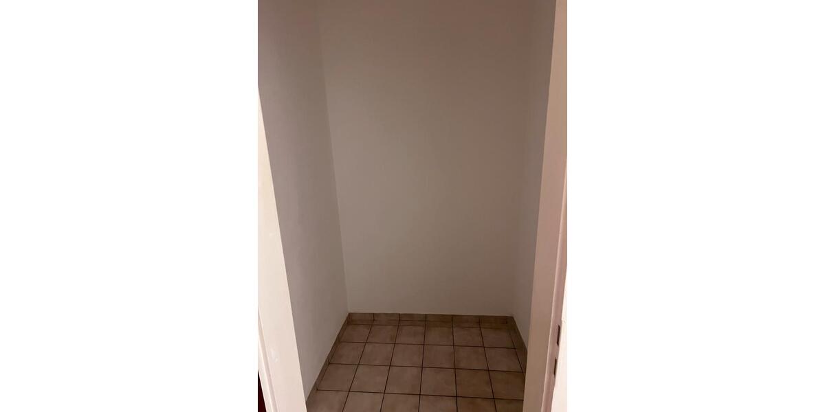 Etagenwohnung Nürnberg Falkenheim - 3 Zimmer, 77 m&sup2;, 960&euro; | Angebot:27582235