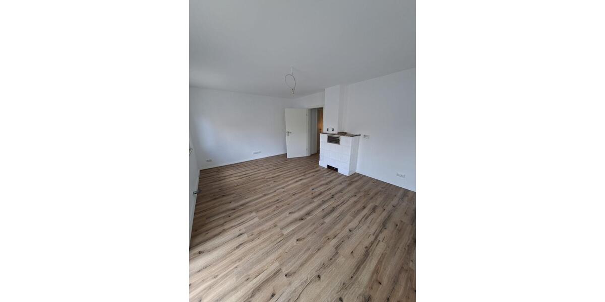 Doppelhaushälfte Nürnberg Gebersdorf - 3 Zimmer, 90 m&sup2;, 1.550&euro; | Angebot:27620947